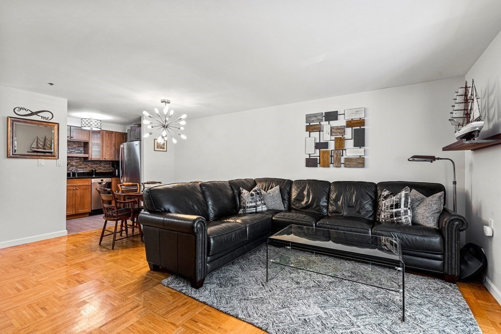 357 Commercial Street, Unit 17 Boston, MA 02109 - Photo 4 of 20