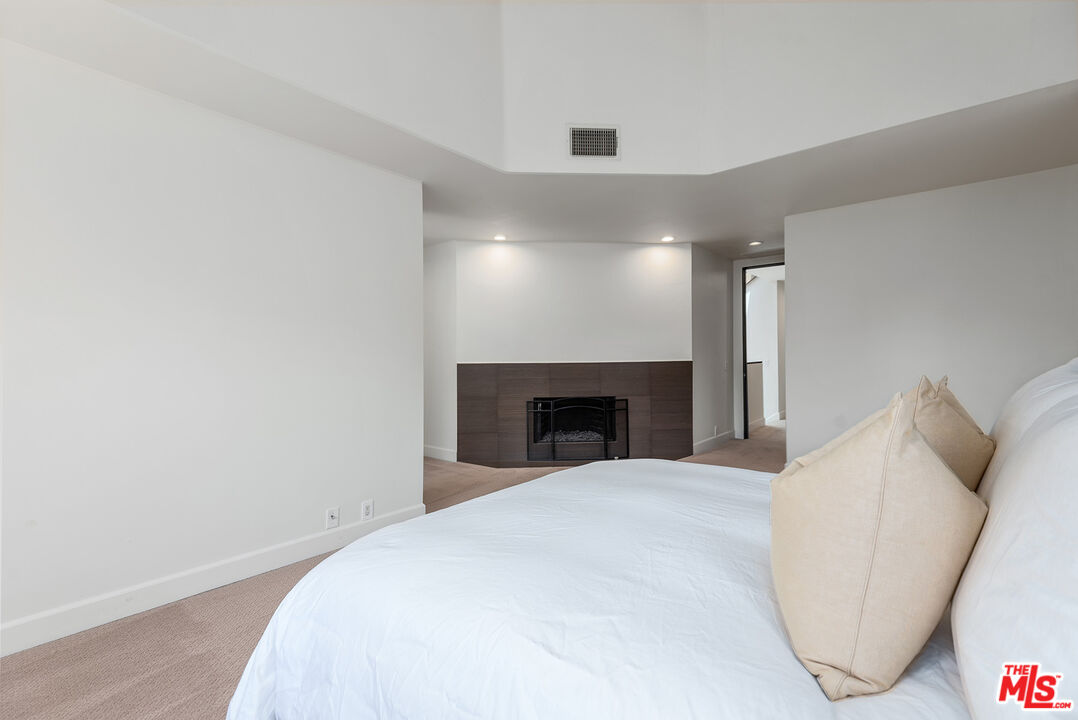 117 Ketch Mall Marina del Rey, CA 90292 - Photo 16 of 43 a view of a livingroom with a fireplace