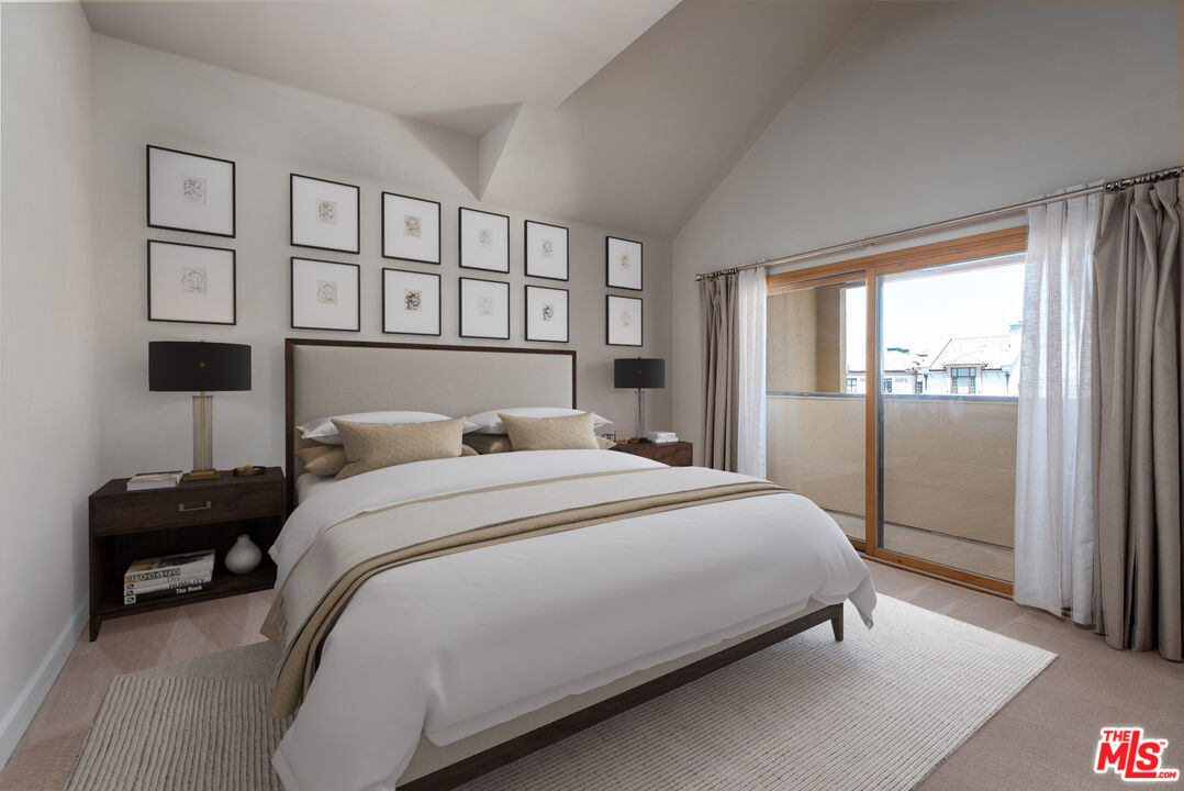 117 Ketch Mall Marina del Rey, CA 90292 - Photo 21 of 43 a bedroom with a bed and a window