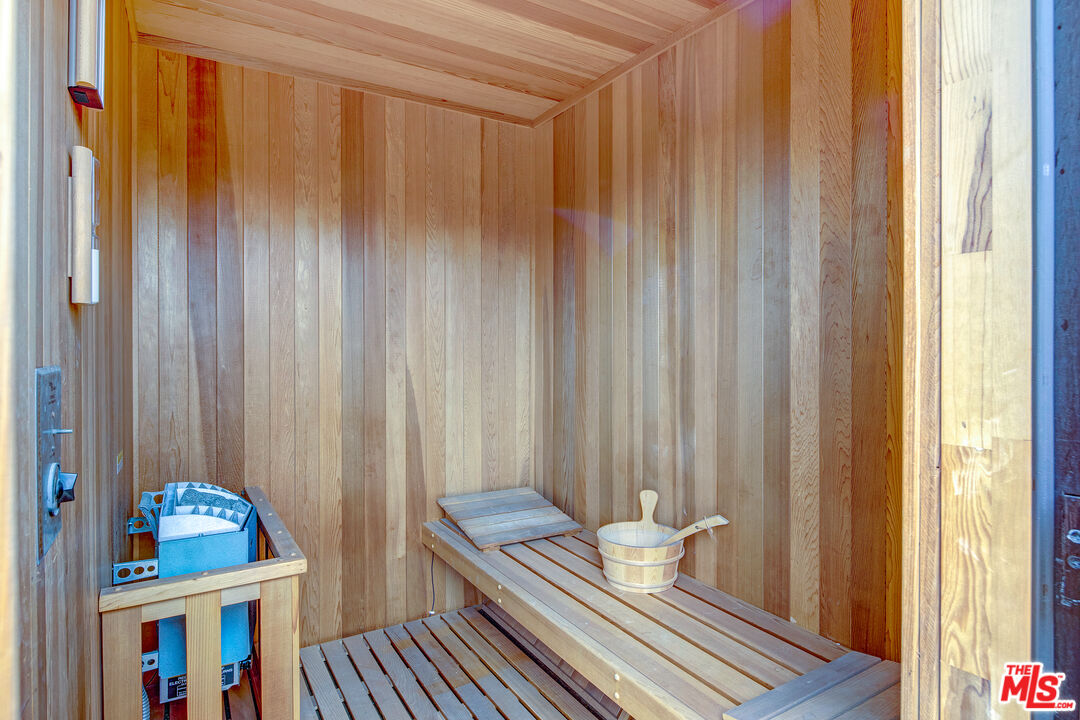 117 Ketch Mall Marina del Rey, CA 90292 - Photo 24 of 43 a living room with furniture and a window