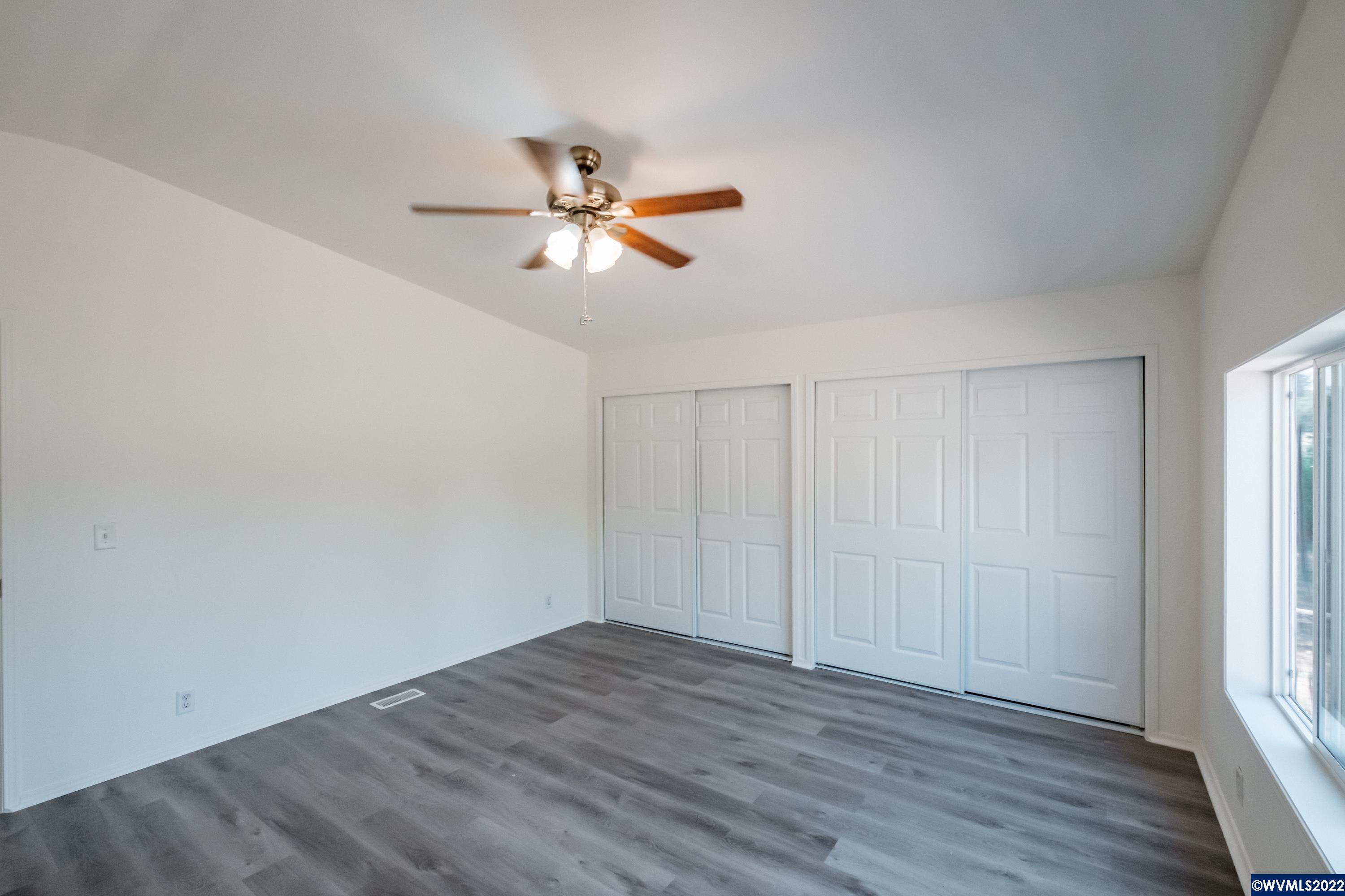 31050 South 3rd Street Lebanon, OR 97355 - Photo 24 of 42