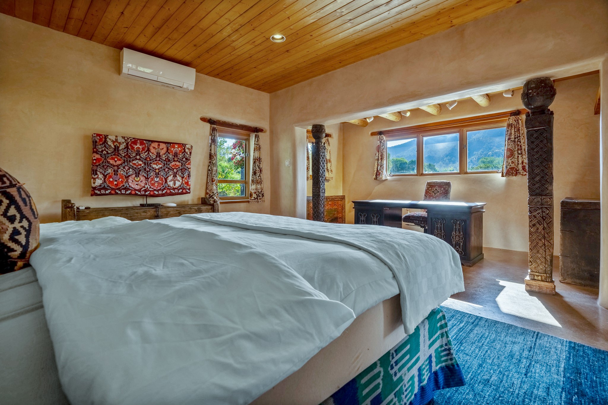 1564 Cerro Gordo Road Santa Fe, NM 87501 - Photo 31 of 53 Upper House Bedroom #1