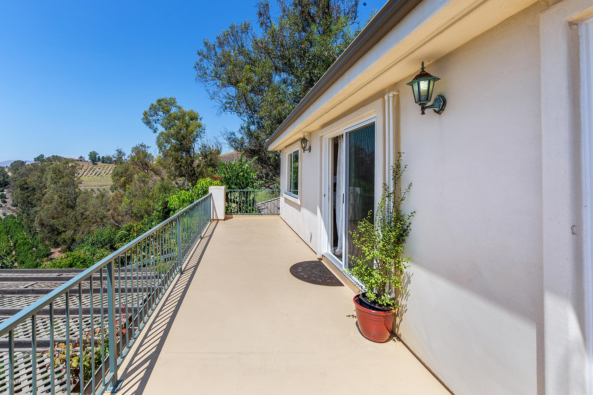 10089 Stockton Road Moorpark, CA 93021 - Photo 17 of 39 a view of a balcony with window