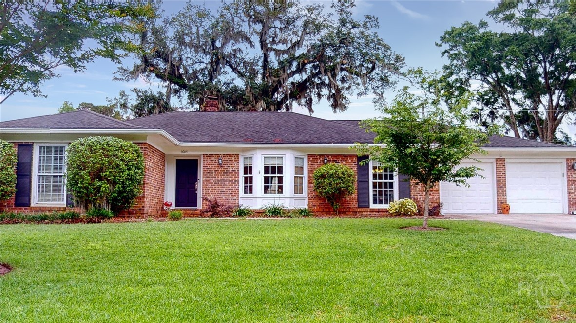 1605 Fox Hall Road Savannah, GA 31406 - Photo 1 of 39