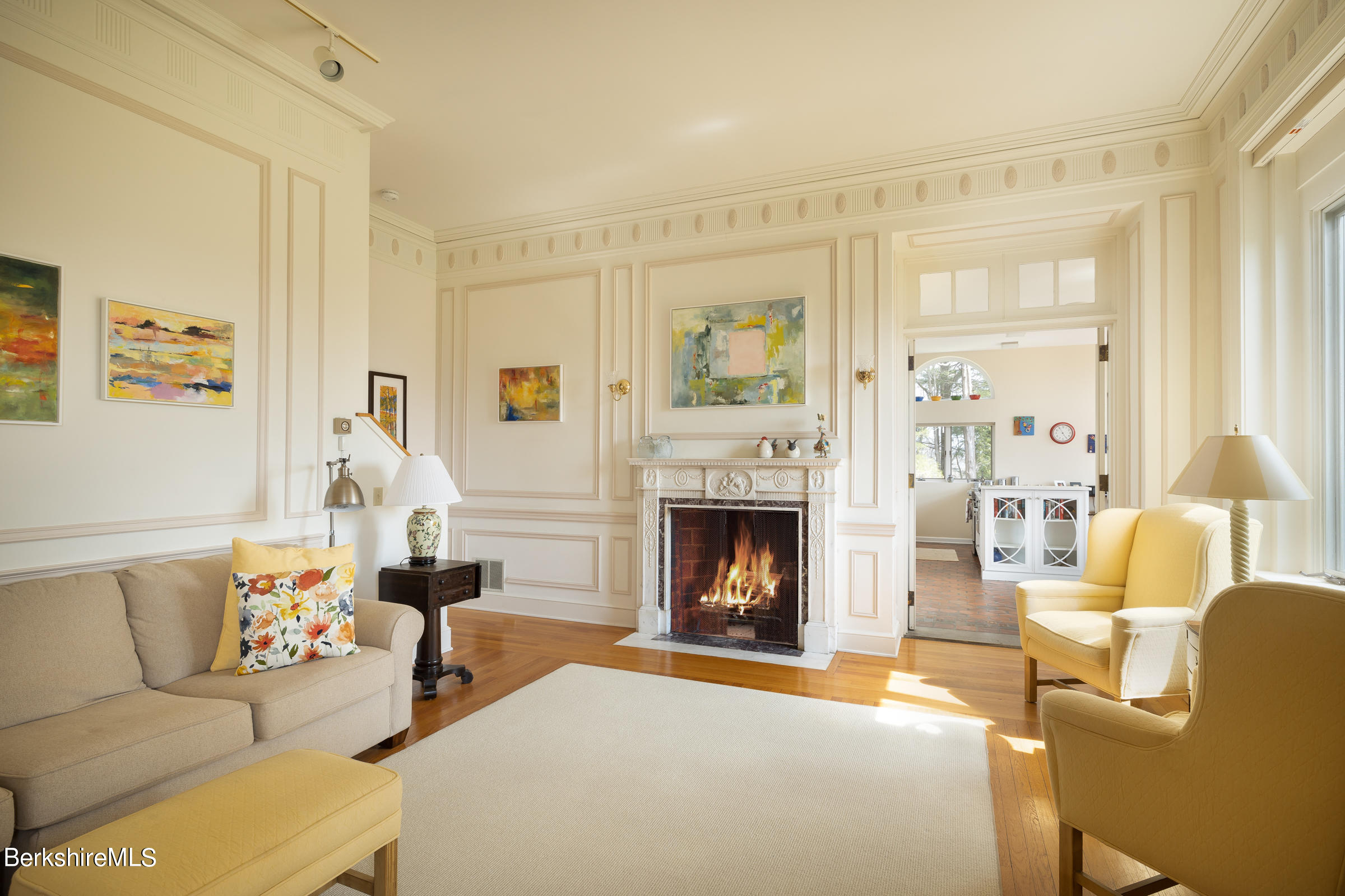 200 Old Stockbridge Road, Unit V2 Lenox, MA 01240 - Photo 7 of 26 Living Room