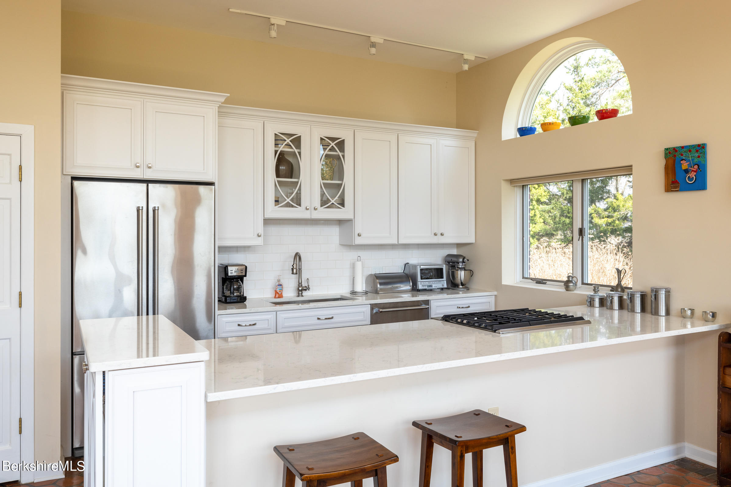 200 Old Stockbridge Road, Unit V2 Lenox, MA 01240 - Photo 10 of 26 Renovated Kitchen