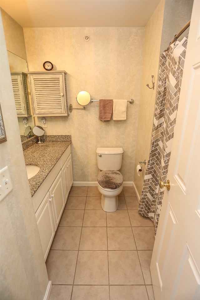 95 Hackett Hill Road, Unit 95 Manchester, NH 03102 - Photo 15 of 31