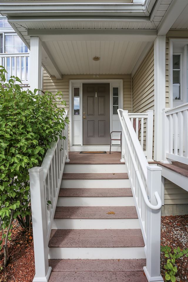 95 Hackett Hill Road, Unit 95 Manchester, NH 03102 - Photo 28 of 31