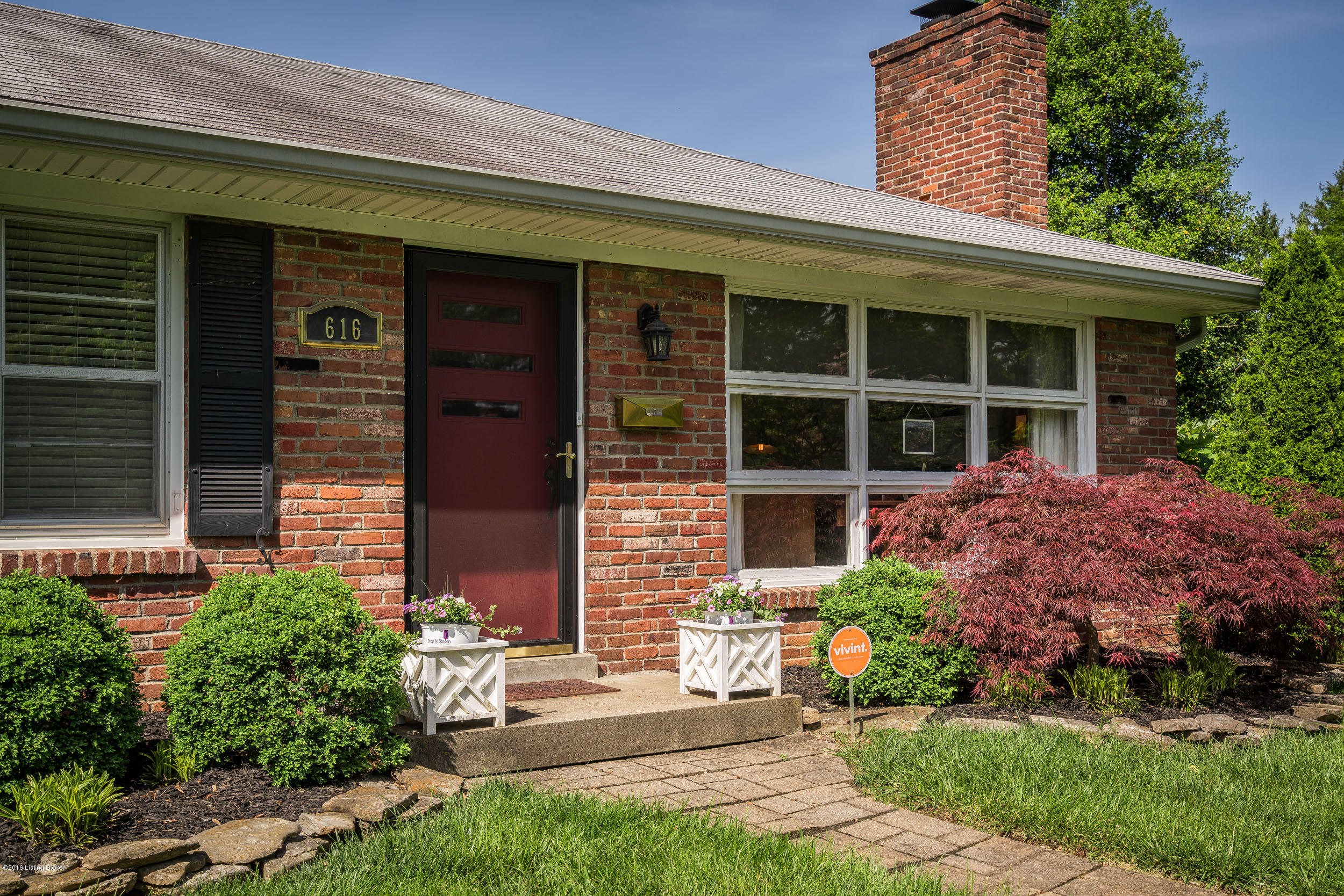 616 Indian Ridge Road Louisville, KY 40207 - Photo 4 of 45 616 Indian Ridge Rd-04