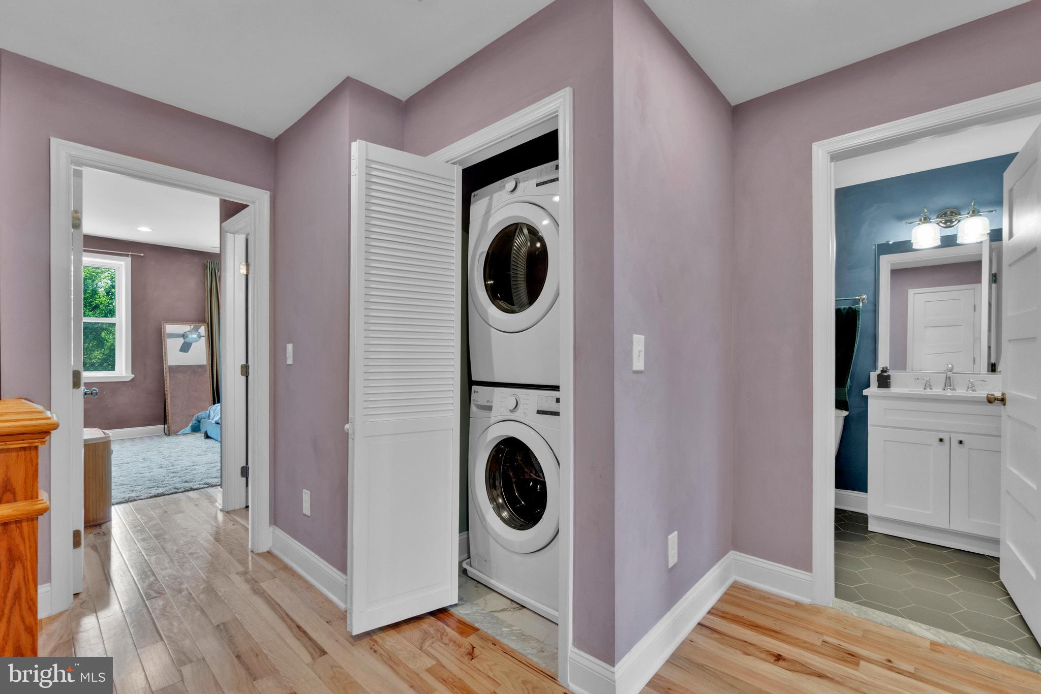 624 West 33rd Street Baltimore, MD 21211 - Photo 21 of 36 Upper Hallway