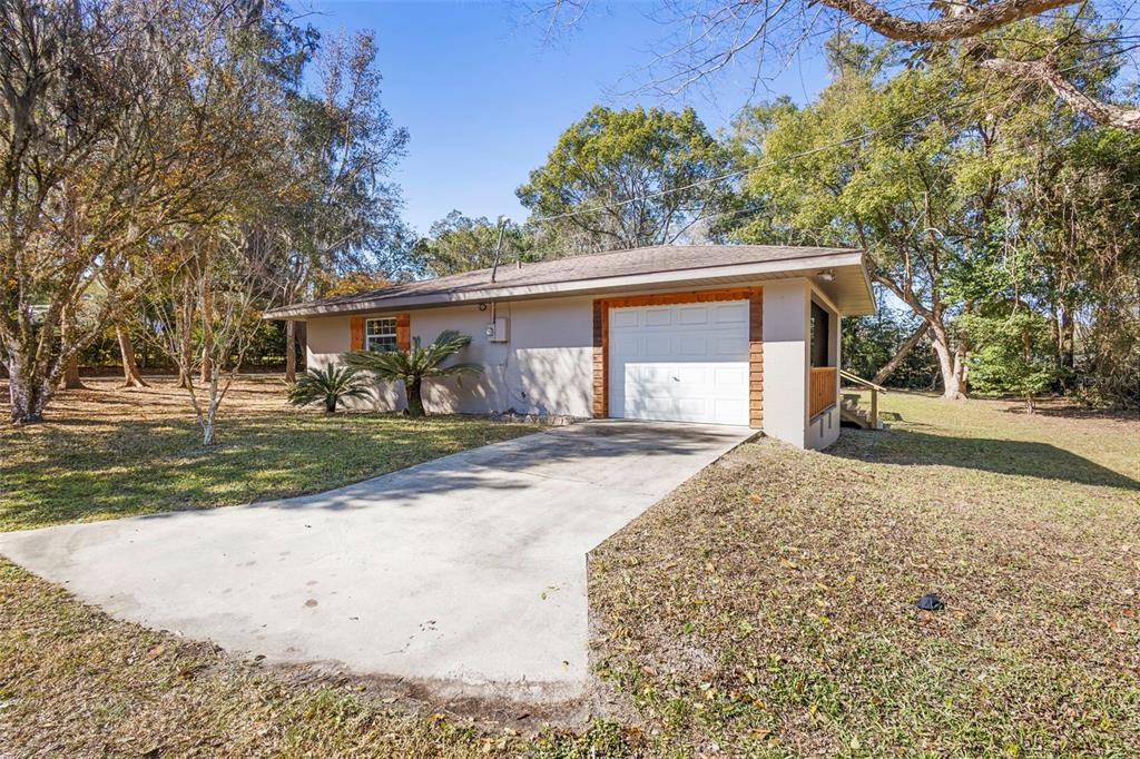 1385 East Taylor Road DeLand, FL 32720 - Photo 6 of 34