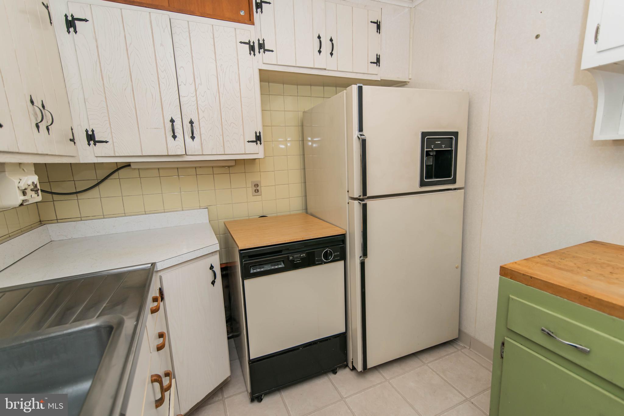 55 Margin Road Levittown, PA 19056 - Photo 11 of 36 Gallery Image 11