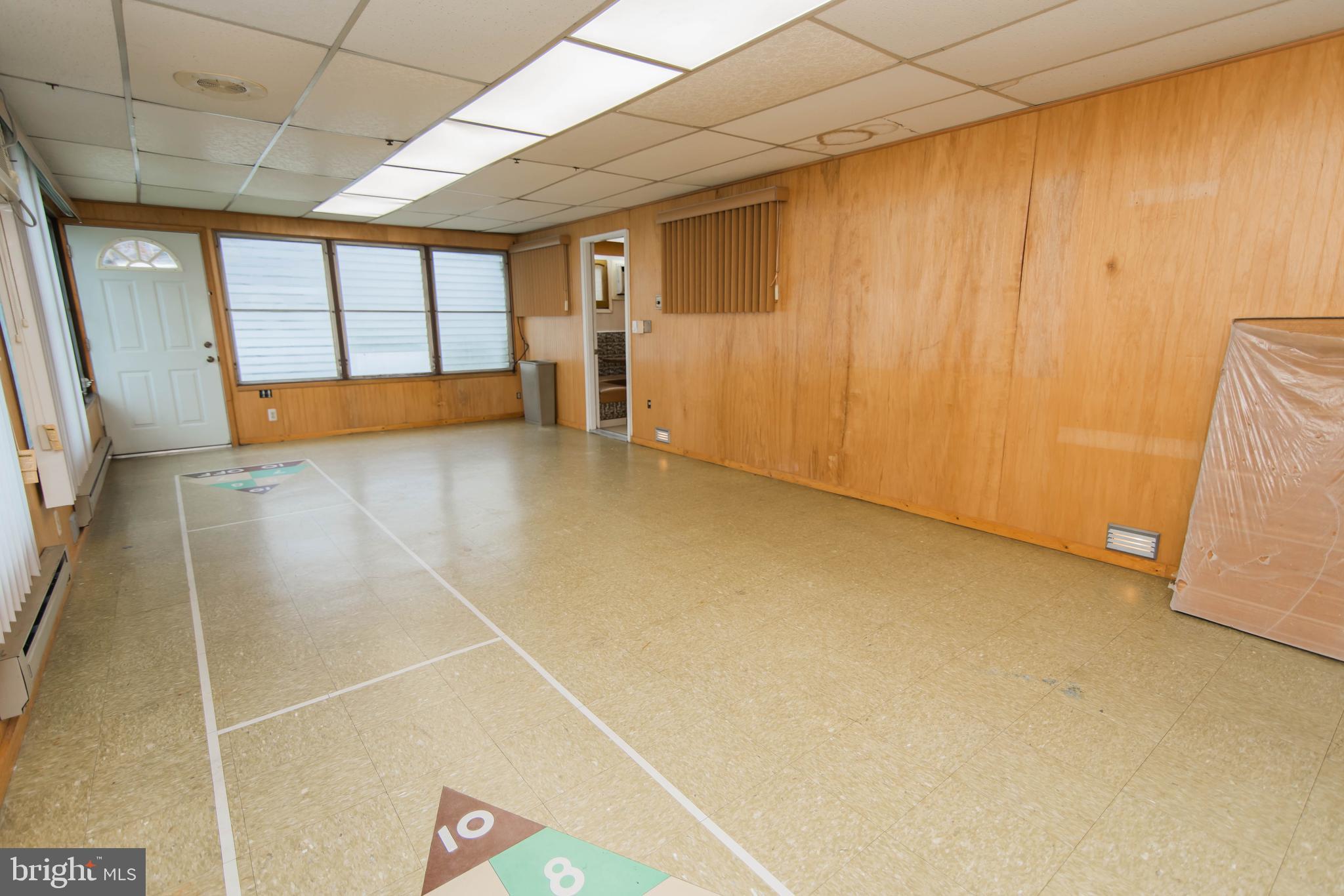 55 Margin Road Levittown, PA 19056 - Photo 16 of 36 Gallery Image 16