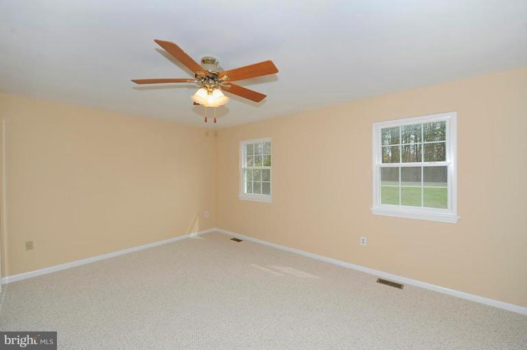 4227 Jackson Mill Road Haymarket, VA 20169 - Photo 24 of 25 Bedroom #2
