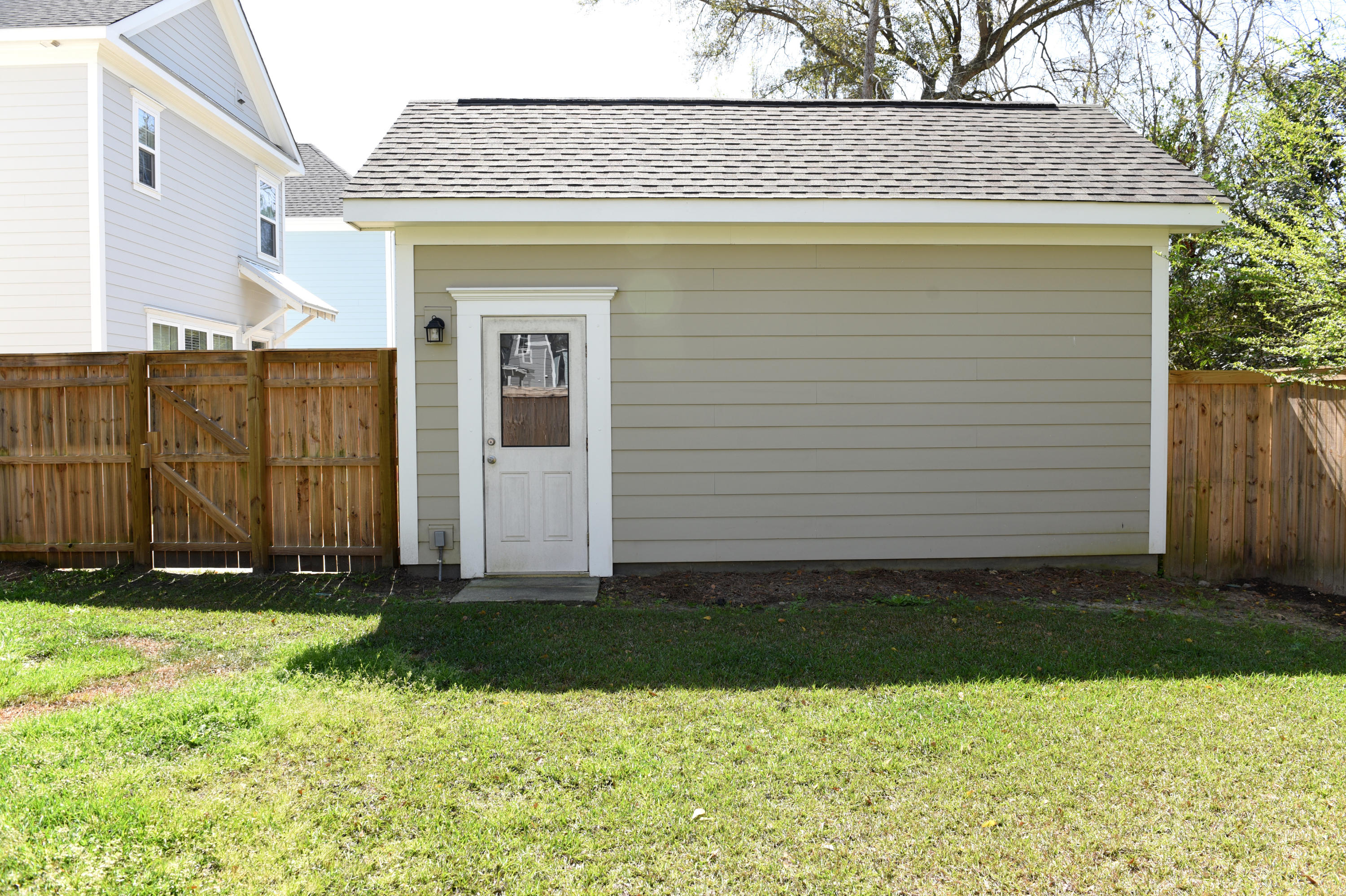 1868 Fleming Woods Road Charleston, SC 29412 - Photo 22 of 34 garage