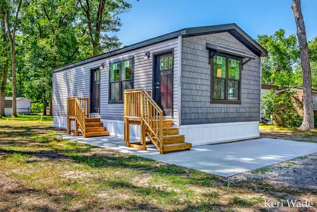 $84,900 | 2340 Beech Lane, Twin Lake, MI 49457