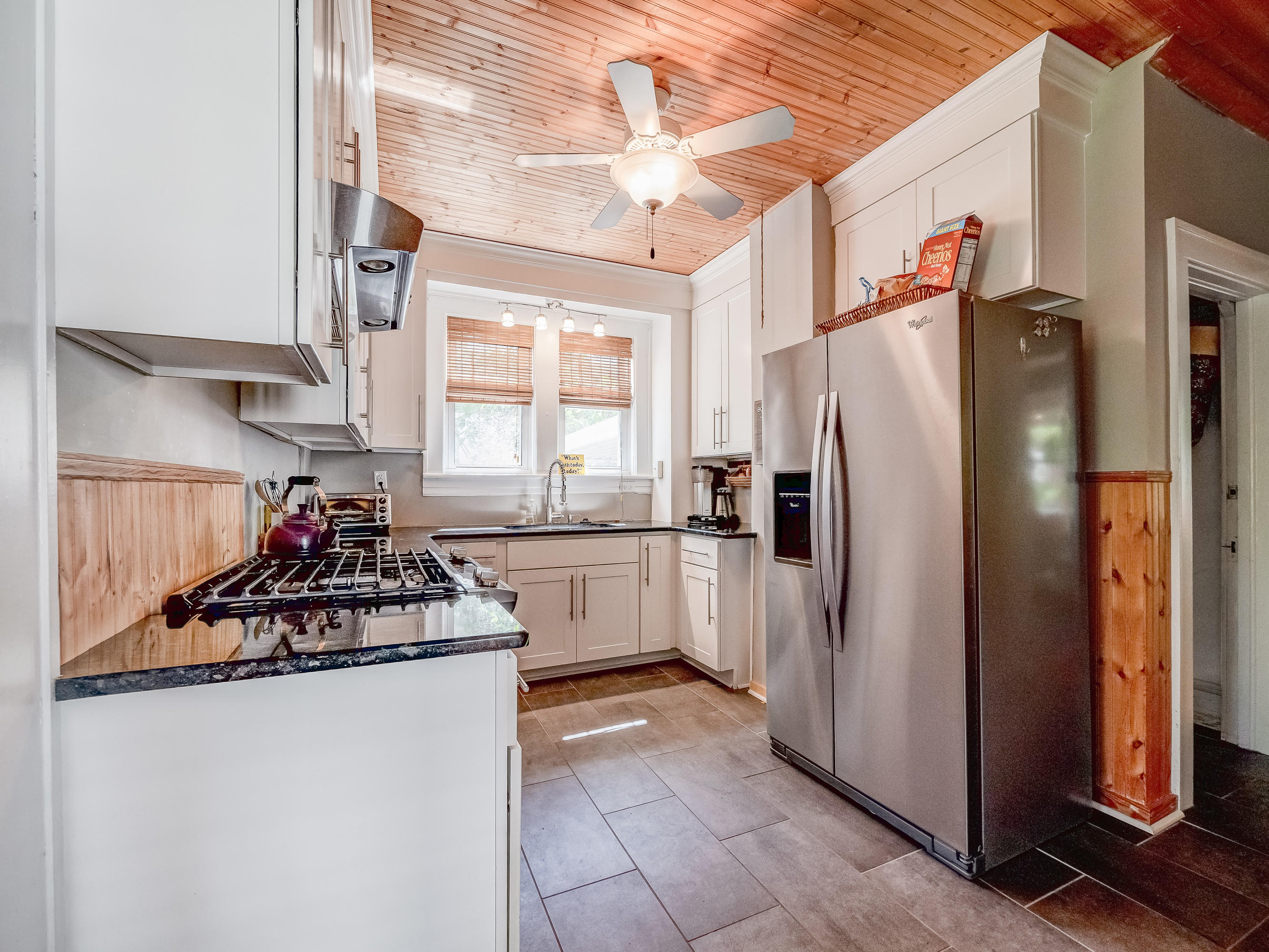 1826 Avon Road Southwest Roanoke, VA 24015 - Photo 18 of 51 12_1826_Avon_Rd_SW12_mls
