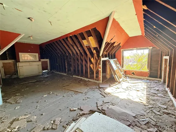 $37,900 | 4762 Labadie Avenue, St. Louis, MO 63115