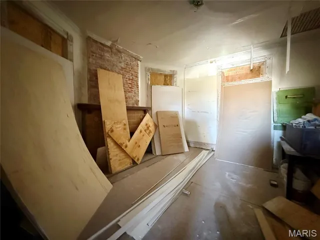 $44,900 | 4762 Labadie Avenue, St. Louis, MO 63115