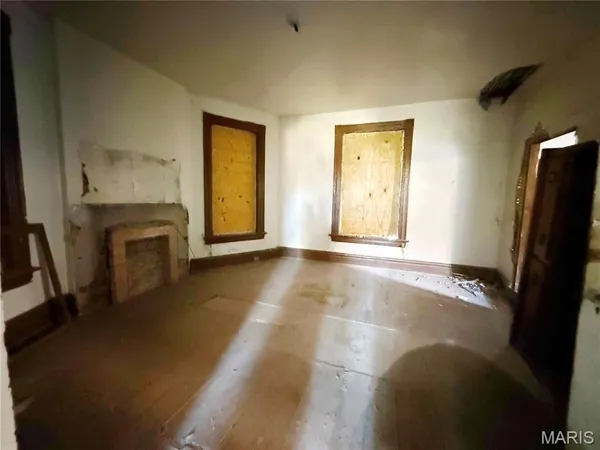 $37,900 | 4762 Labadie Avenue, St. Louis, MO 63115