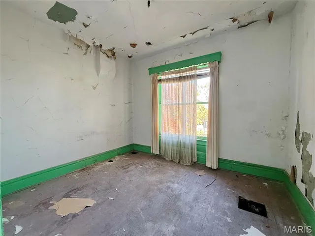 $44,900 | 4762 Labadie Avenue, St. Louis, MO 63115