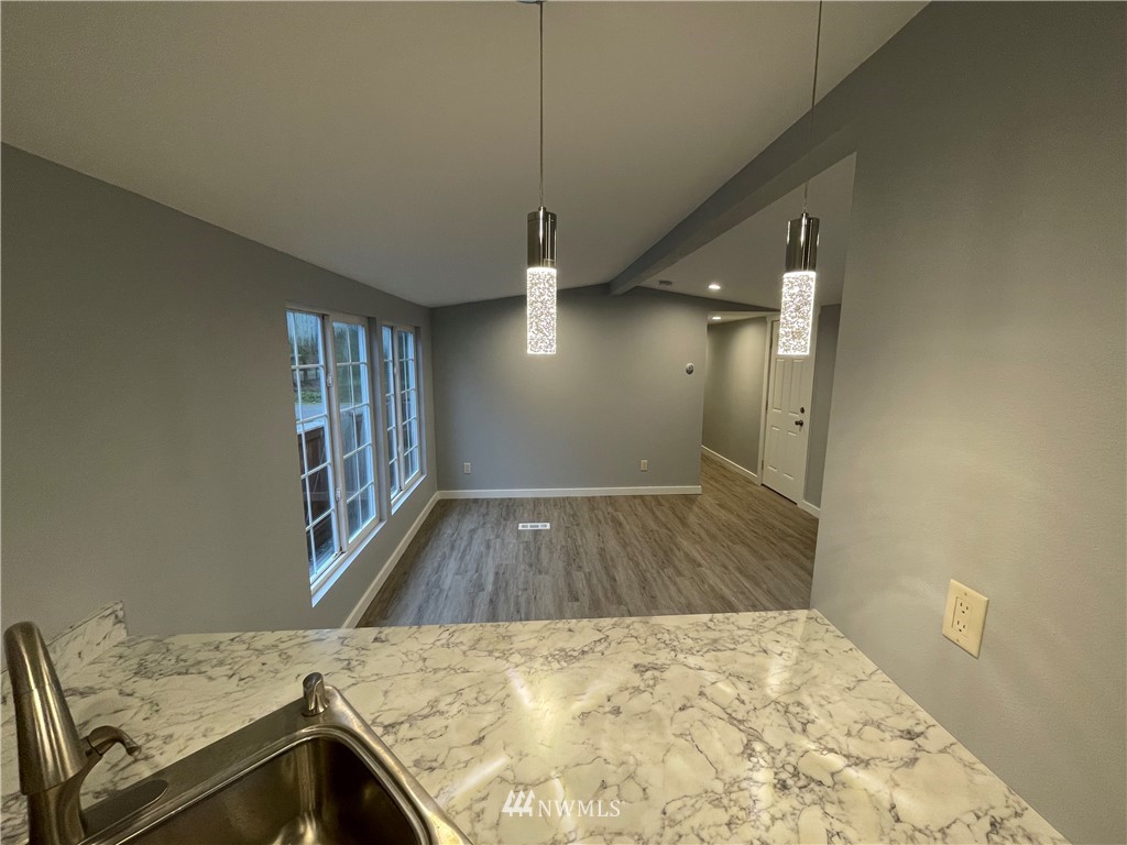 6402 Little Big Horn Road Maple Falls, WA 98266 - Photo 13 of 26 Gallery Image 13