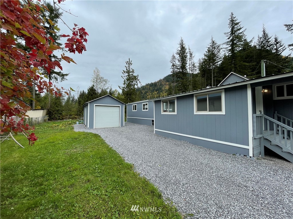 6402 Little Big Horn Road Maple Falls, WA 98266 - Photo 24 of 26 Gallery Image 24