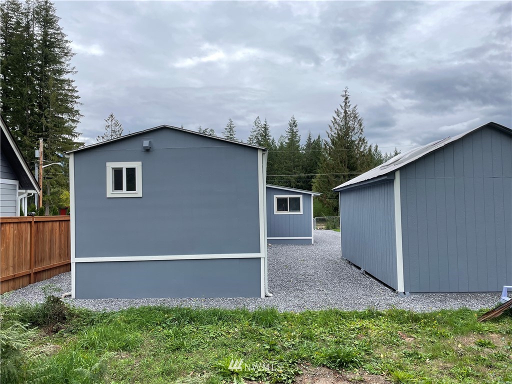 6402 Little Big Horn Road Maple Falls, WA 98266 - Photo 5 of 26 Gallery Image 5