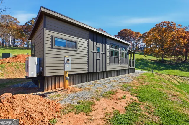 $229,800 | 527 Saunders Road, Franklin, NC 28734