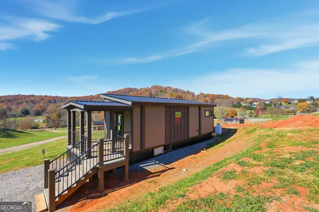 $229,800 | 527 Saunders Road, Franklin, NC 28734