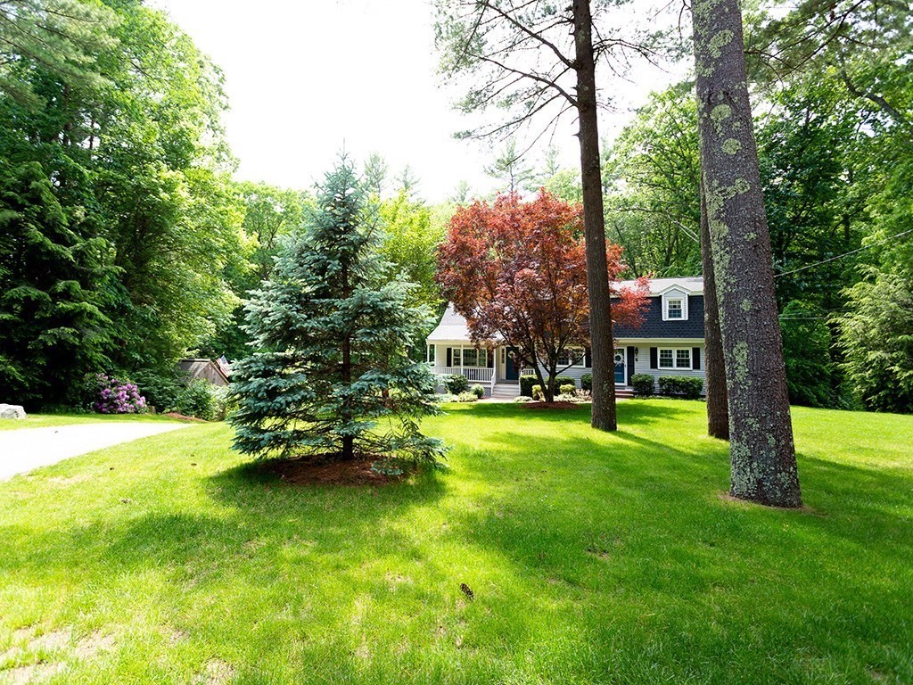 6 Marlboro Road Georgetown, MA 01833 - Photo 8 of 41 Gallery Image 8