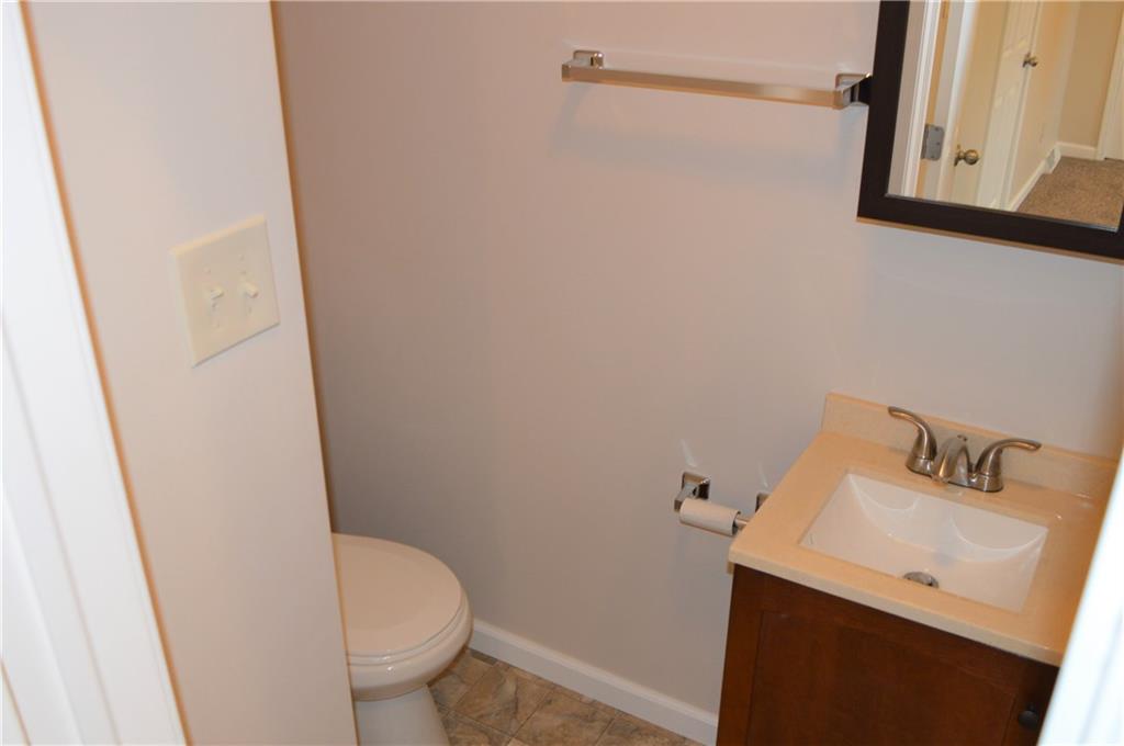 880 Lone Pine Road Amity, PA 15311 - Photo 11 of 25 How many houses this size have a half bath in the Master Bedroom.