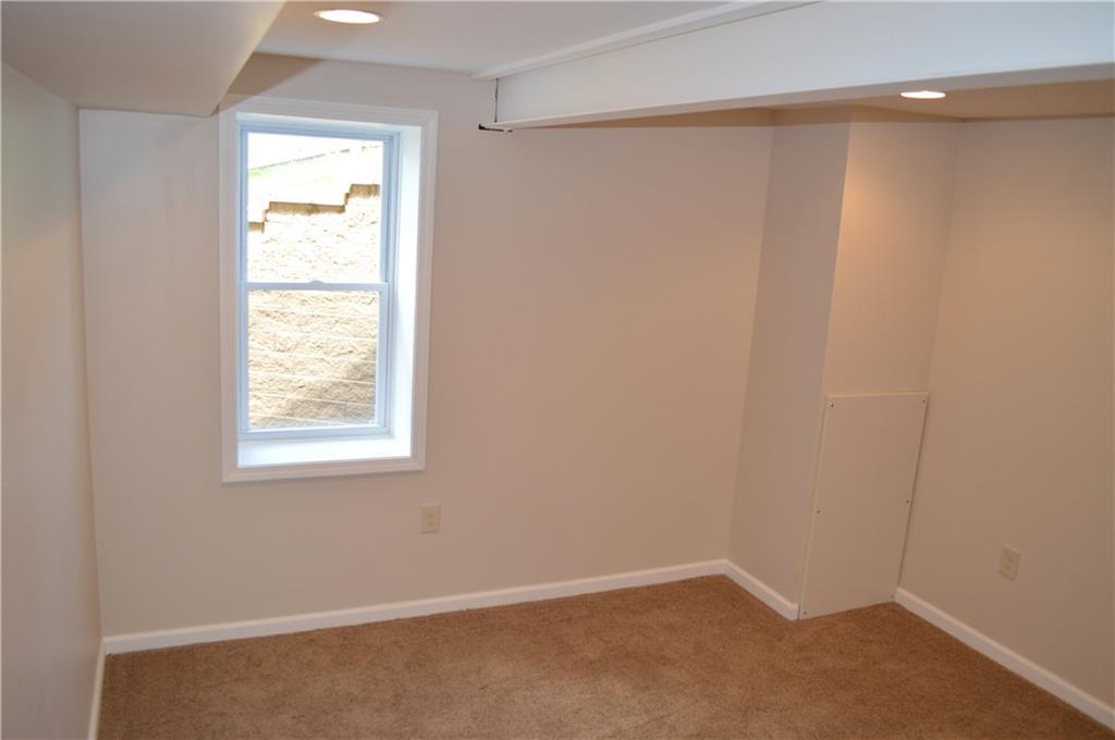 880 Lone Pine Road Amity, PA 15311 - Photo 17 of 25 Gallery Image 17