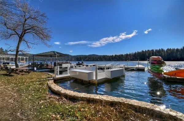 $375,000 | 429 B North Shore Lake, Lake Arrowhead, CA 92352