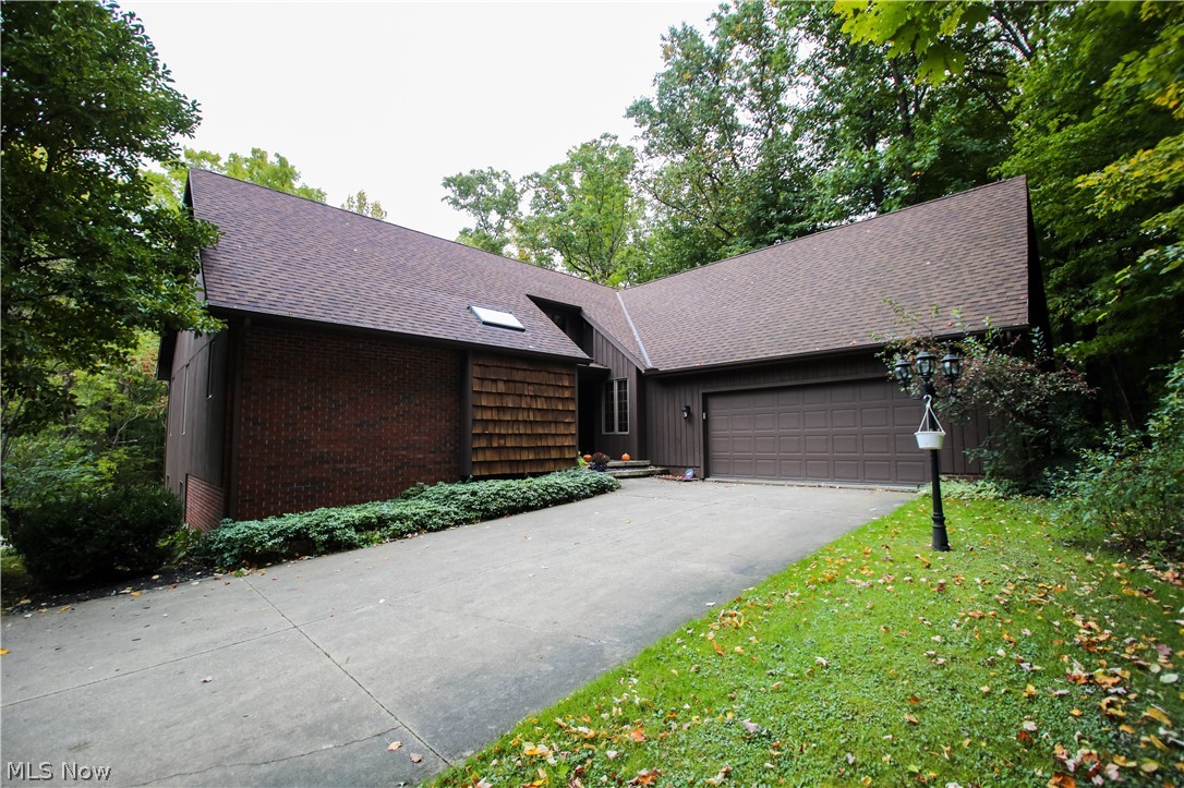 9595 Mentor Road Chardon, OH 44024 - Photo 1 of 35