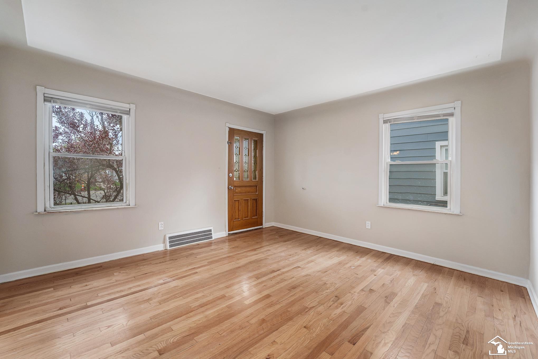 6603 Pelham Road Allen Park, MI 48101 - Photo 2 of 17