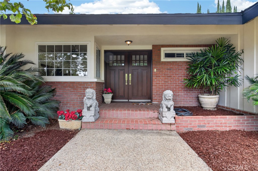 10315 Beckford Avenue Porter Ranch, CA 91326 - Photo 2 of 51