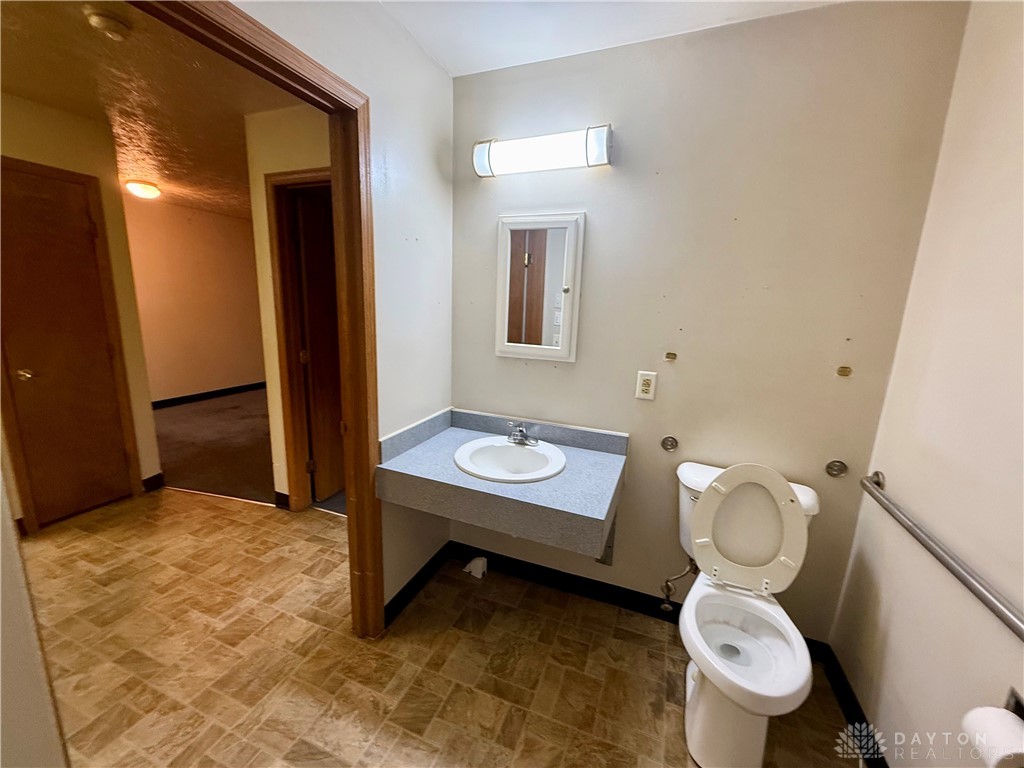 5435 East Westbrook Road Clayton, OH 45315 - Photo 28 of 90