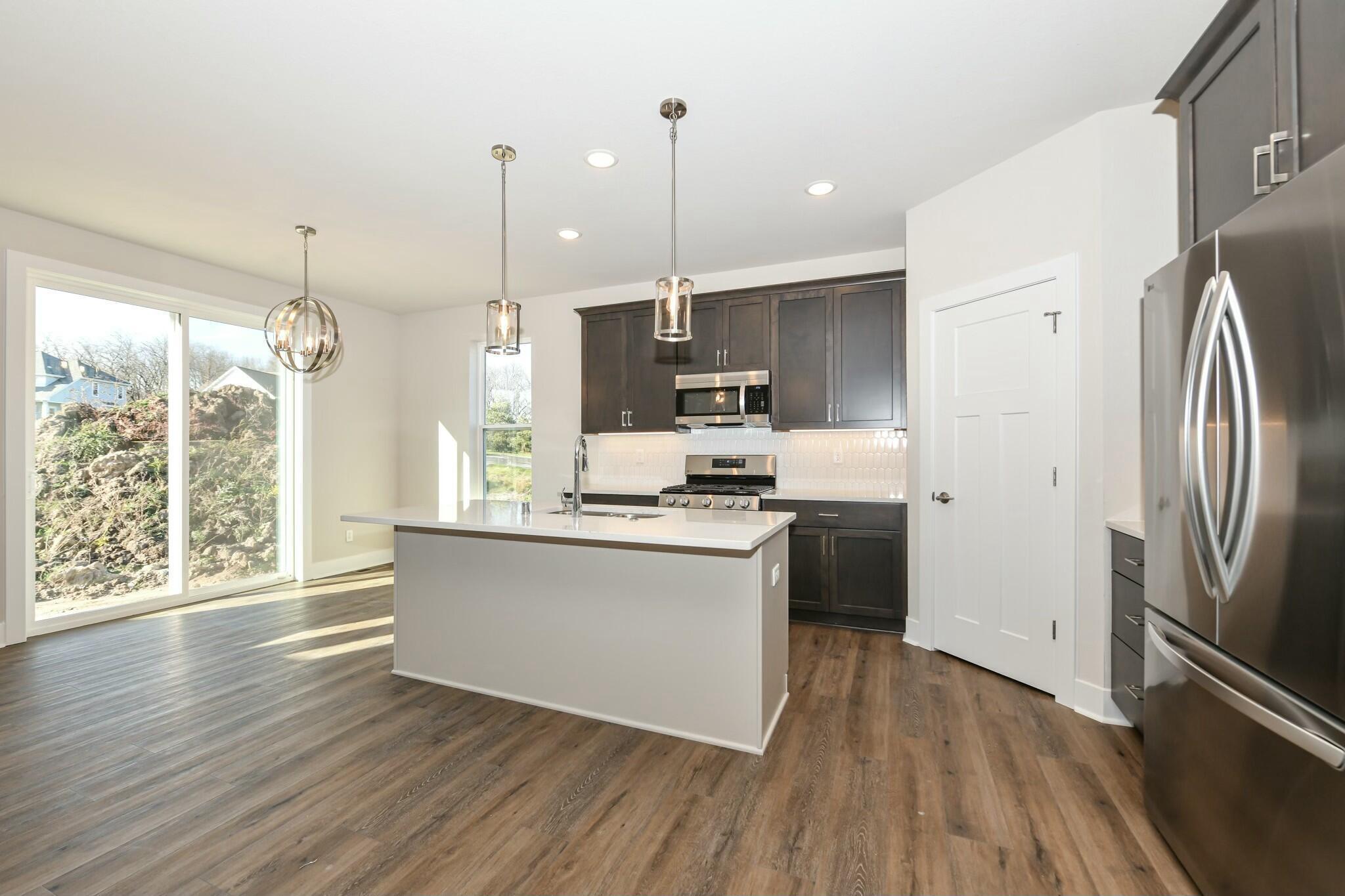 8302 85th Avenue Pleasant Prairie, WI 53158 - Photo 7 of 27 20250708191250049486000000-o