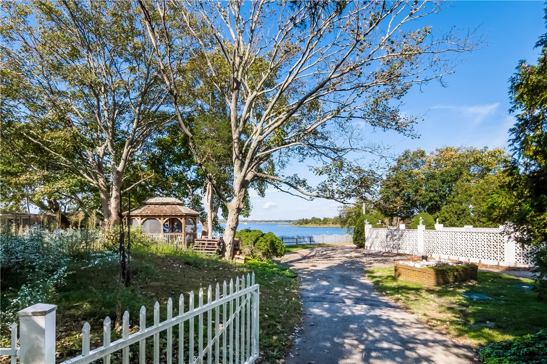 32 Point Road Portsmouth, RI 02871 - Photo 39 of 39 Gallery Image 39