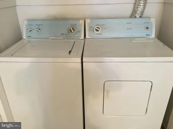 $2,200 | 247 East Chelsea Circle, Newtown Square, PA 19073