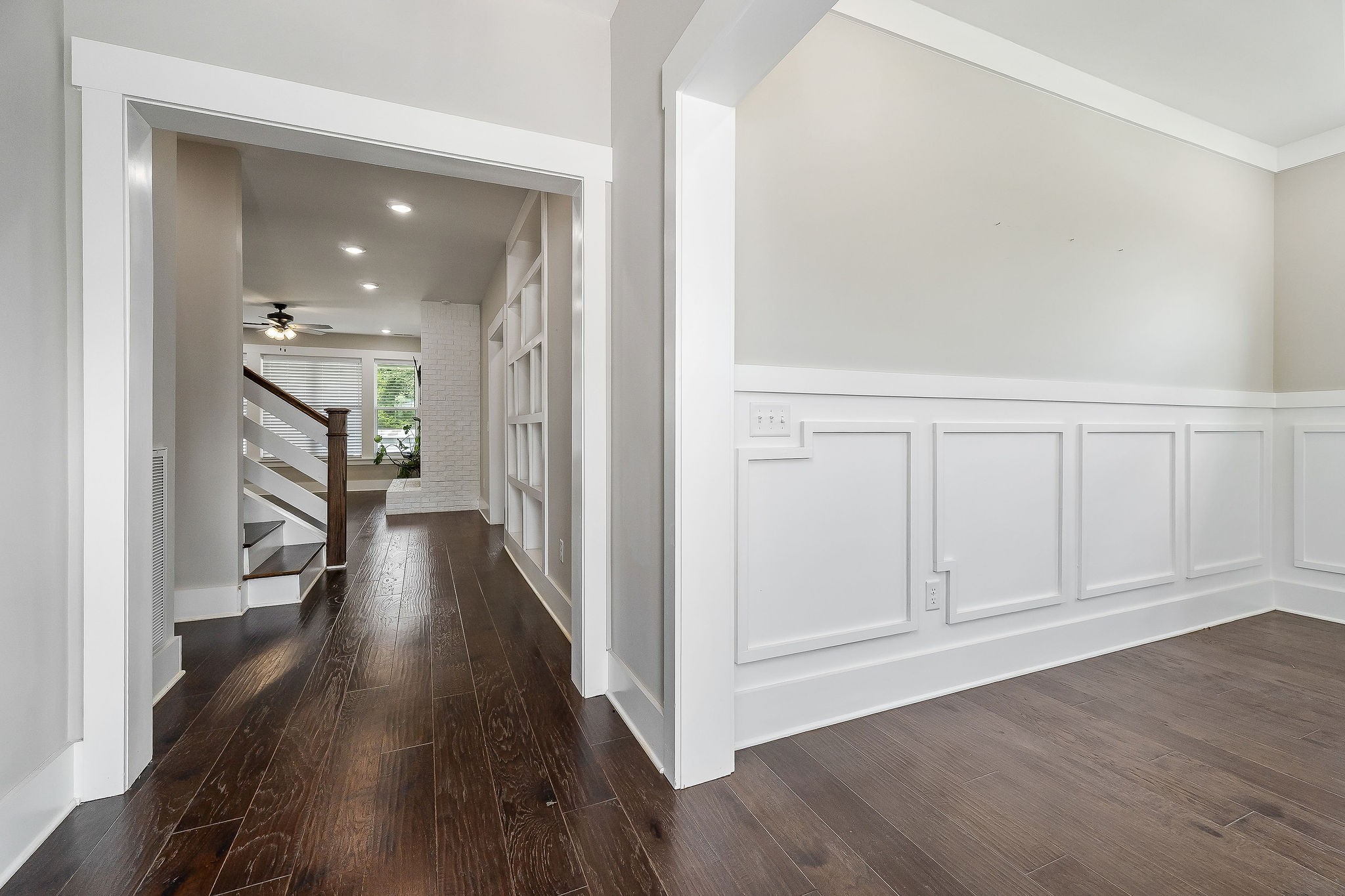 733 Jackson Avenue Carthage, TN 37030 - Photo 38 of 47 a view of a hallway with wooden floor and closet