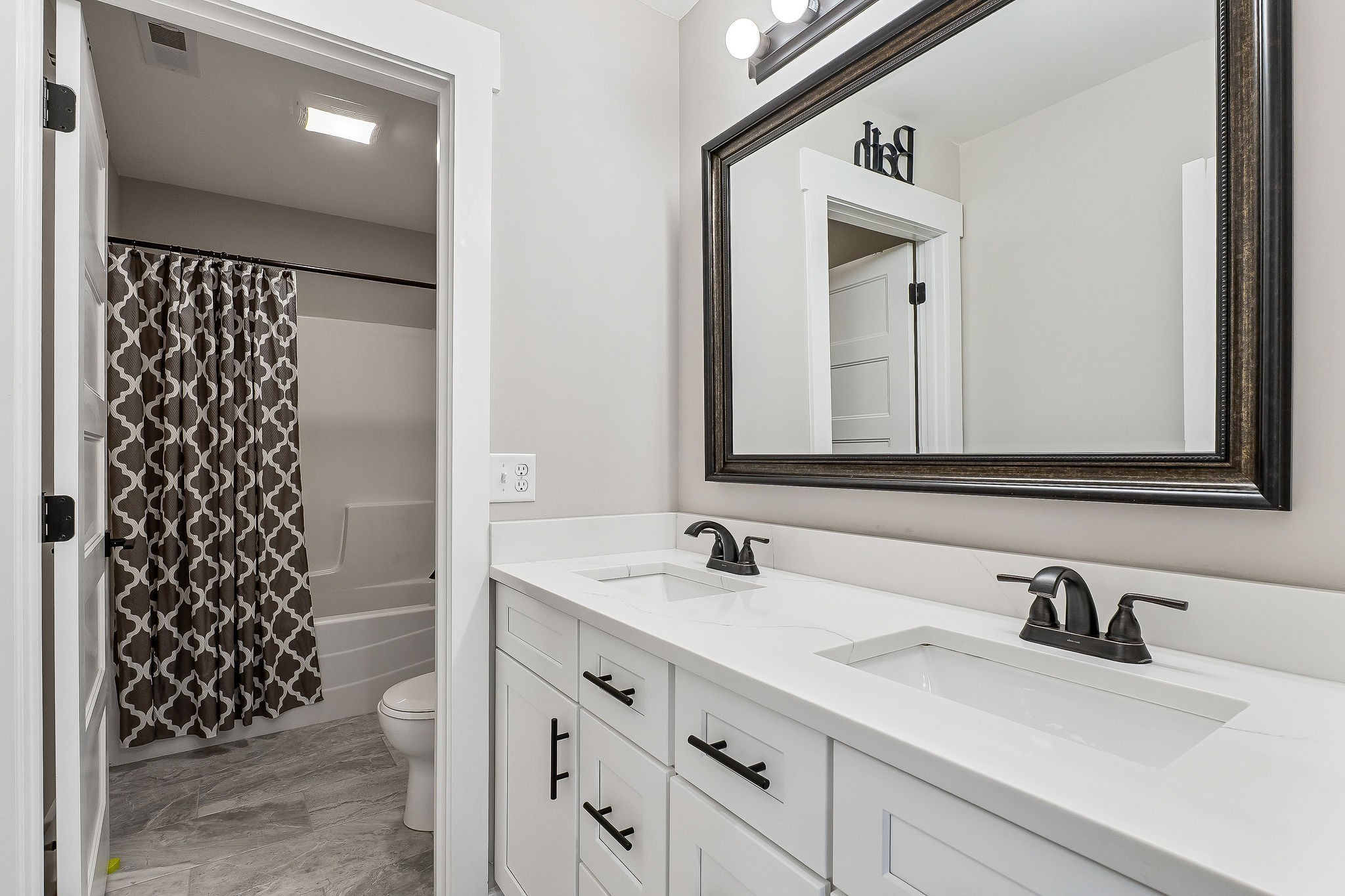 733 Jackson Avenue Carthage, TN 37030 - Photo 8 of 47 a bathroom with a sink and a mirror