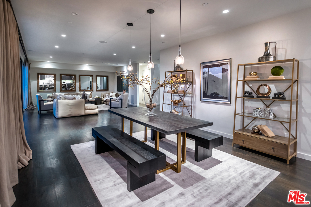 2187 Summitridge Drive Beverly Hills, CA 90210 - Photo 16 of 43