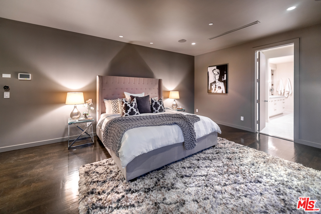 2187 Summitridge Drive Beverly Hills, CA 90210 - Photo 31 of 43