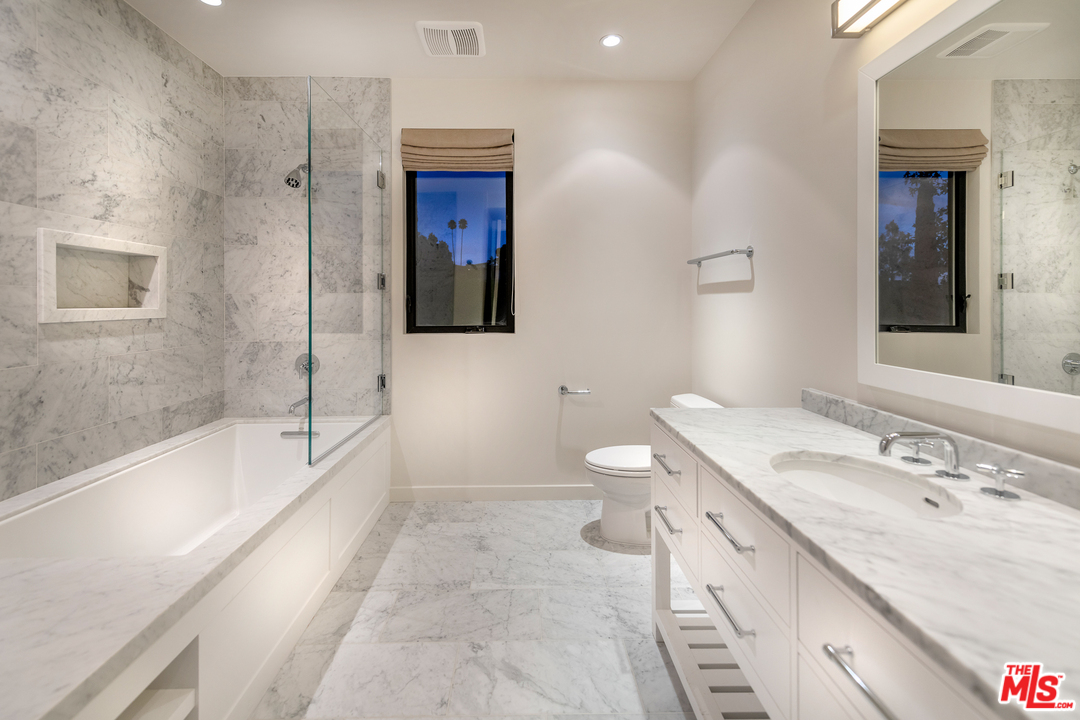 2187 Summitridge Drive Beverly Hills, CA 90210 - Photo 39 of 43