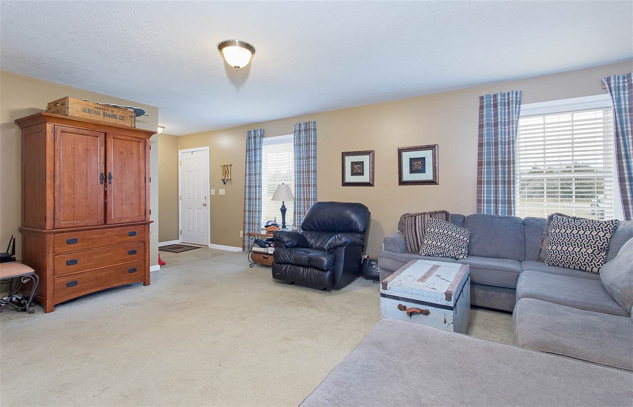740 Norris Road Bowling Green, KY 42101 - Photo 4 of 26 Gallery Image 4