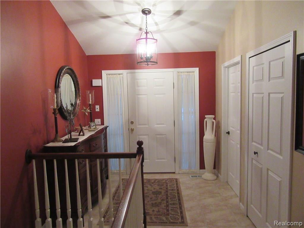 21460 Timber Ridge Drive Woodhaven, MI 48183 - Photo 2 of 50