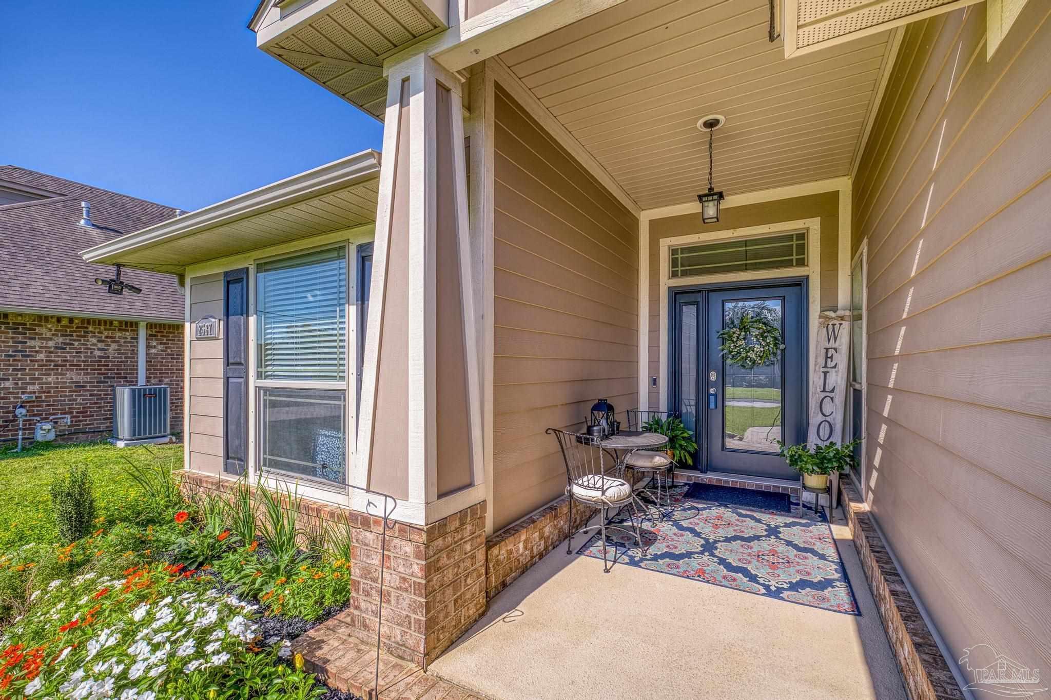 2587 Fiddlers Circle Cantonment, FL 32533 - Photo 3 of 66