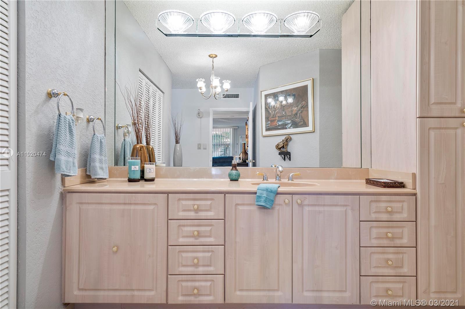 9225 Collins Avenue, Unit 411 Surfside, FL 33154 - Photo 22 of 36